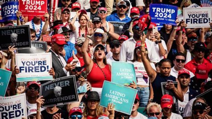 Exploring David Spade's Political Views: Is He a Trump Supporter?